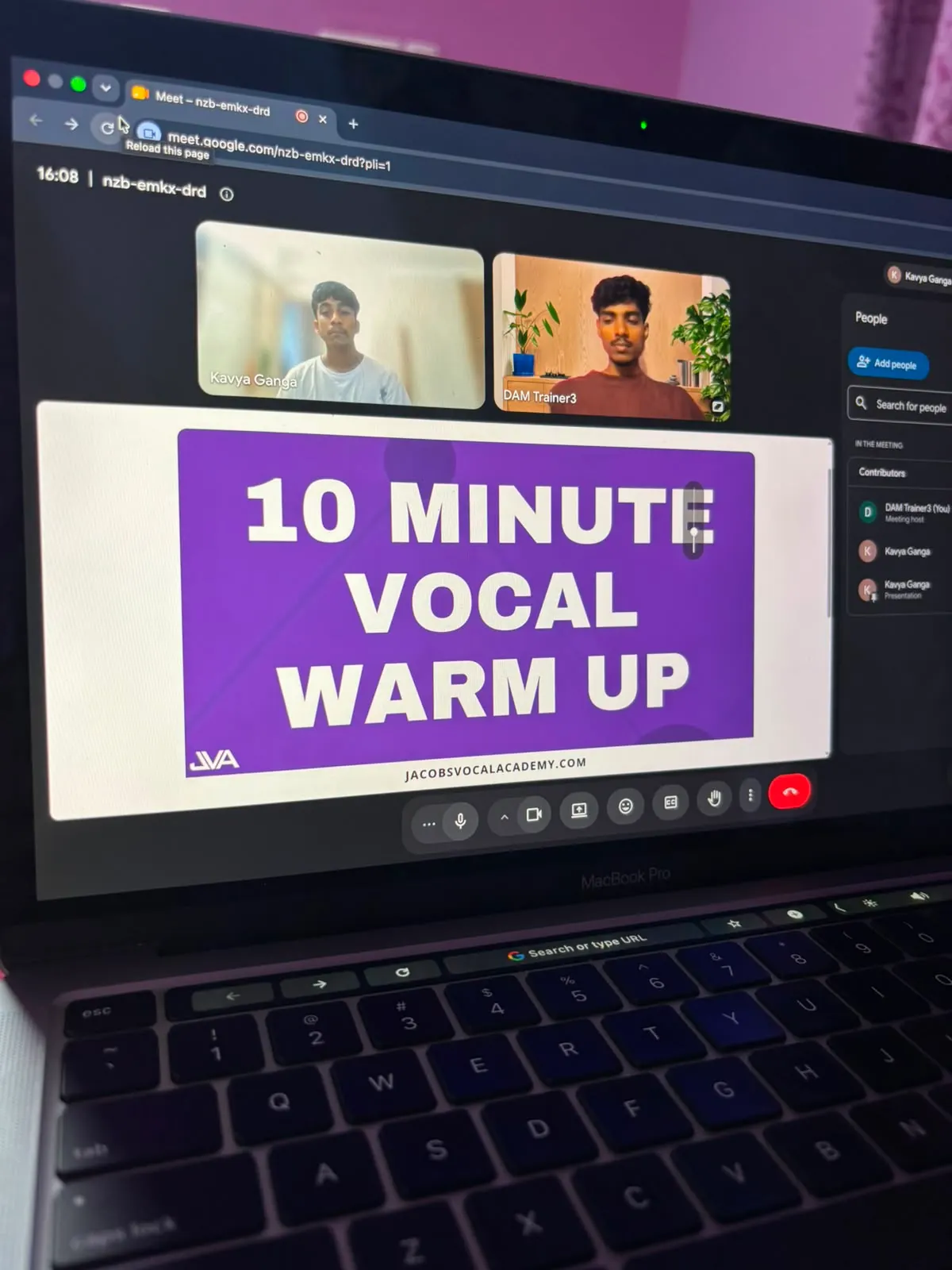 An online class in progress, warm-up exercises shared on screen